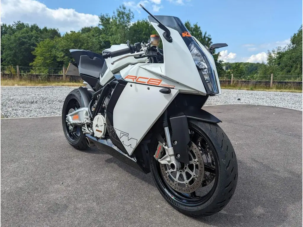 Best Quality Fairly Used KTM RC8 1190 Sport Bike 1148cc Electric Sportbikes Quality Sportbike for Sale at Best Price