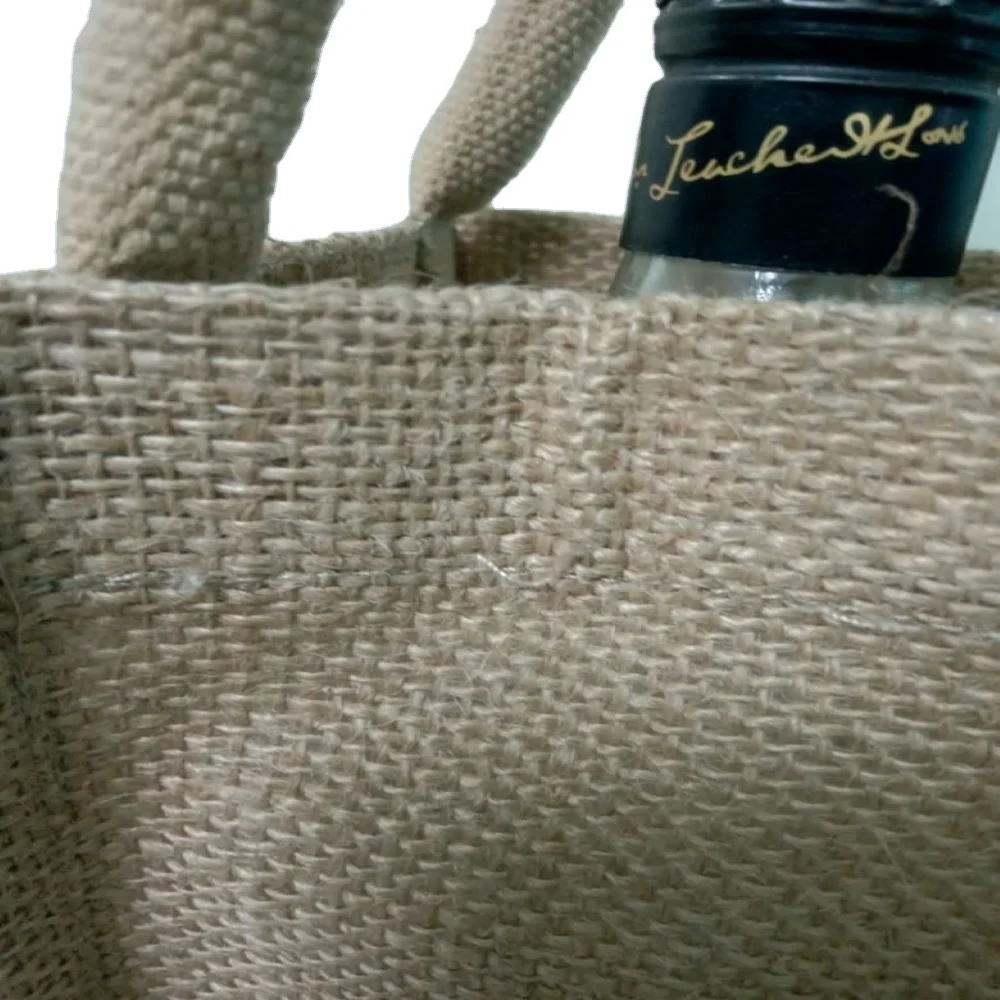 Jute wine bag Wine bag with Jute lamination waterproof cotton round Drawstring handle natural Burlap Wine bag form Bangladesh