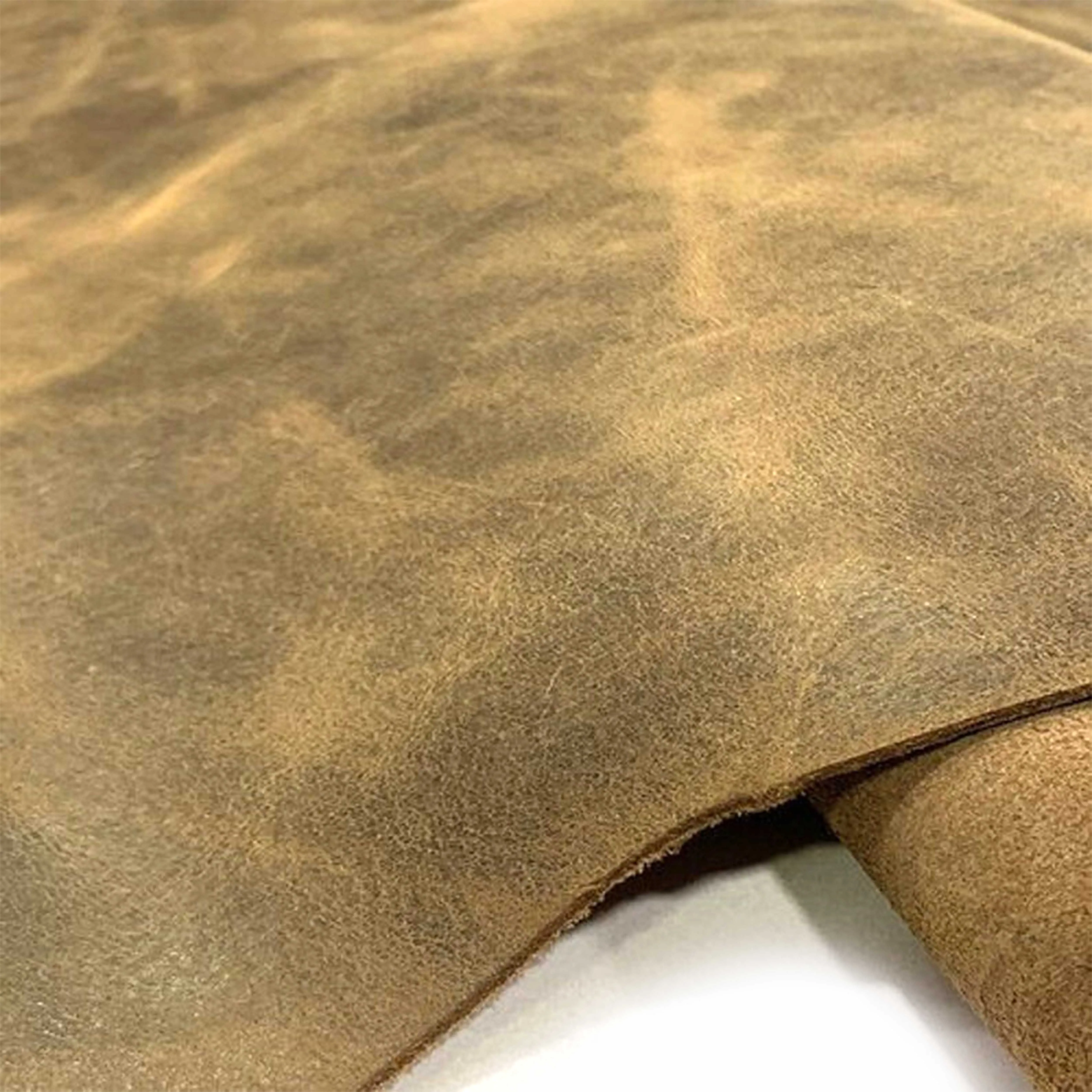OEM Factory Made Rich Grain Brown Waxed Antiqued Distressed Cowhide