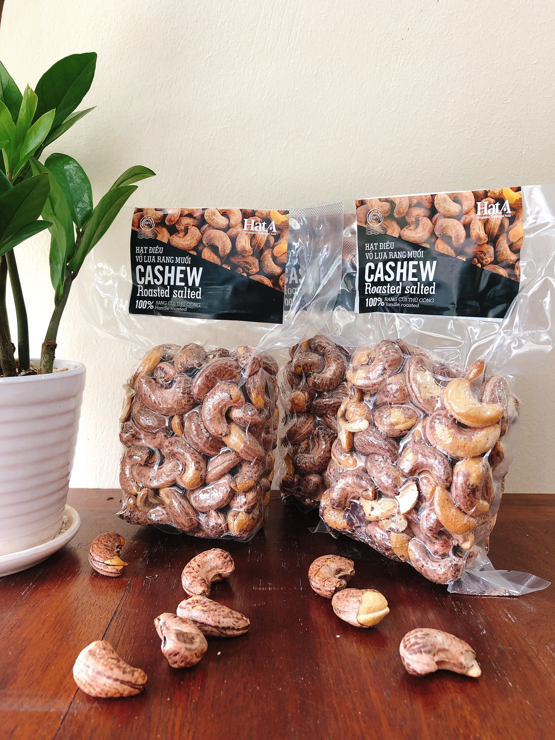 Roadsted Cashews 200g