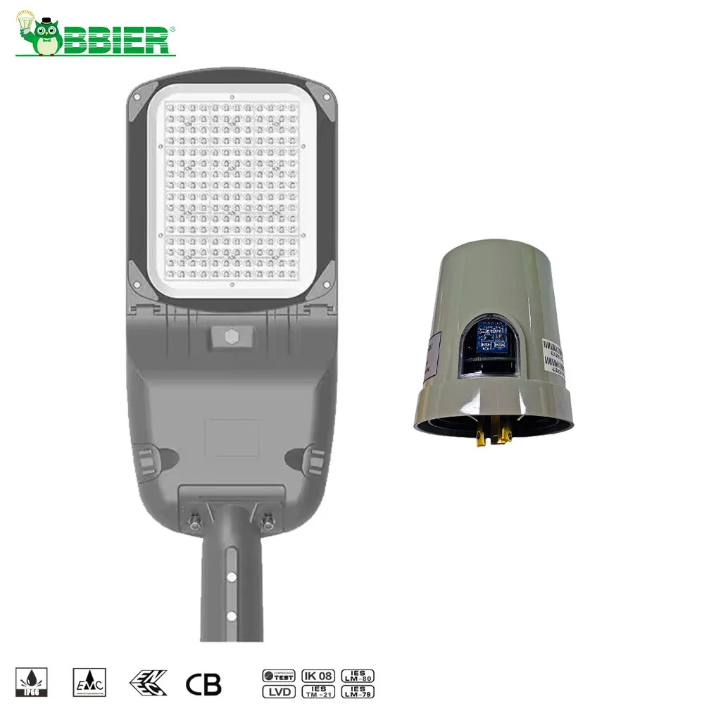 Outdoor lighting lot solution intelligent street light solar street light charge controller
