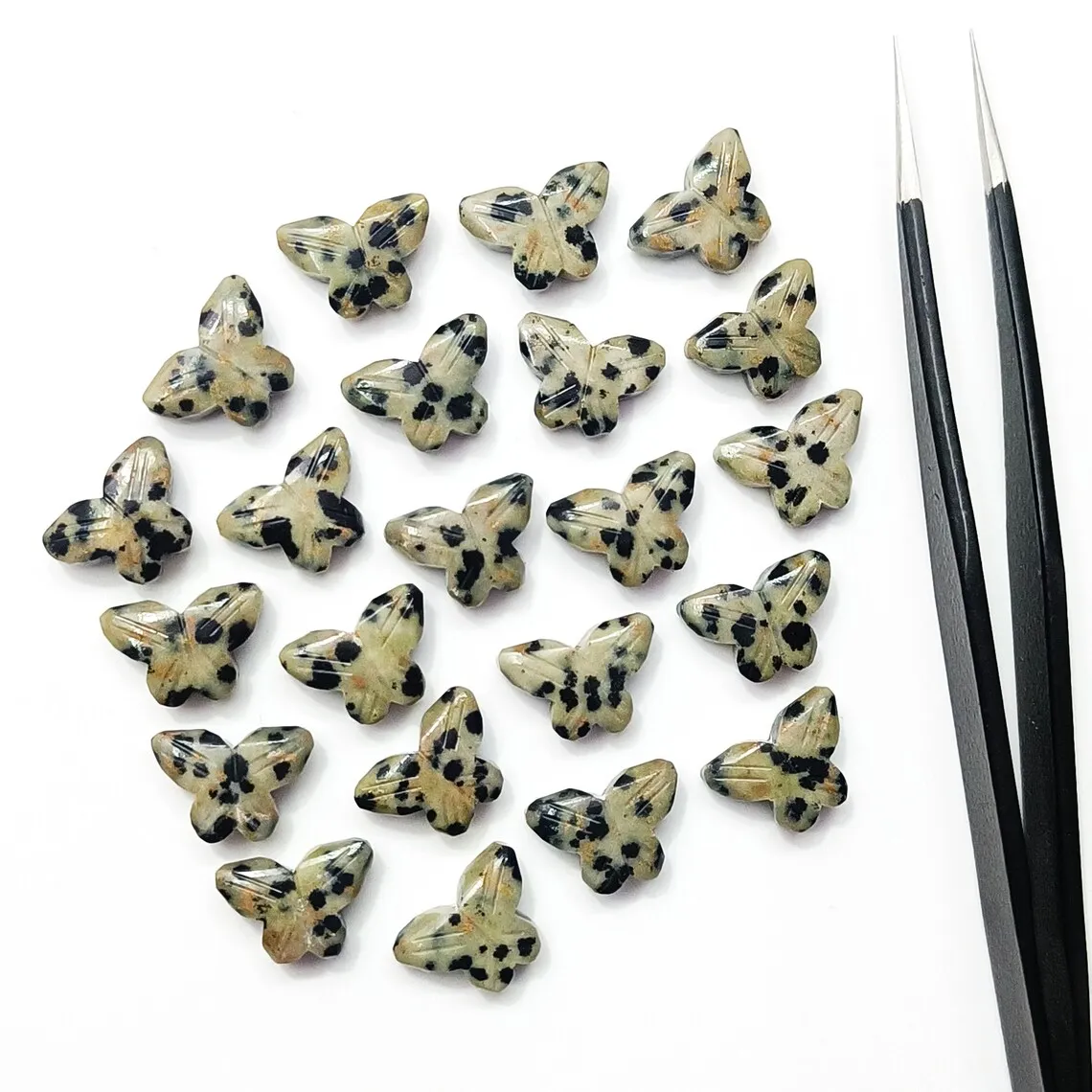 Natural Dalmatian Jasper Smooth Butterfly Carved Loose Gemstone Beads 14x10mm Jasper Stone Carving Charms For Jewelry Making