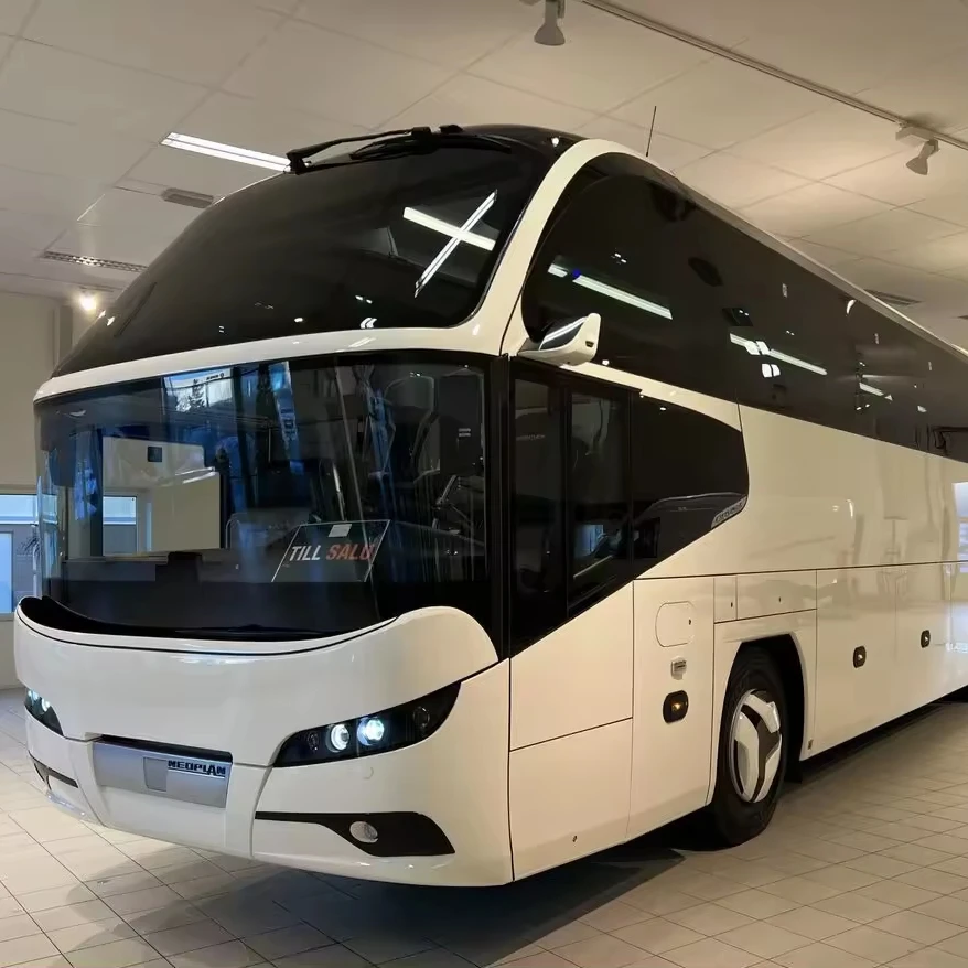 Neat and New 2024 Neo-plans Cityliner C P15 coach bus Power 470 HP (345 kW) Number of seats 56