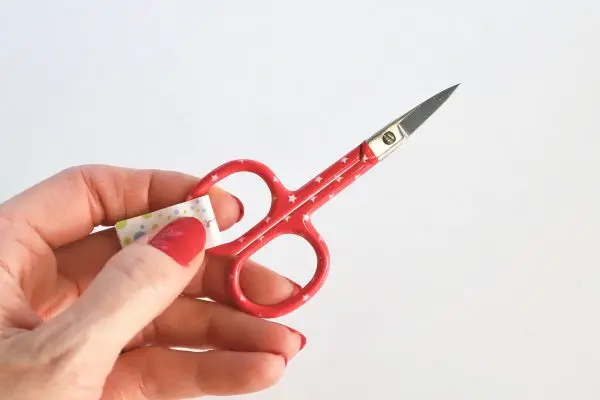 Stainless Steel Sewing Craft Embroidery Scissors in color handle Best quality in low price Supplier from Sialkot Pakistan