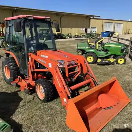 Новый и достаточно Подержанный трактор Kubota B3030 для продажи