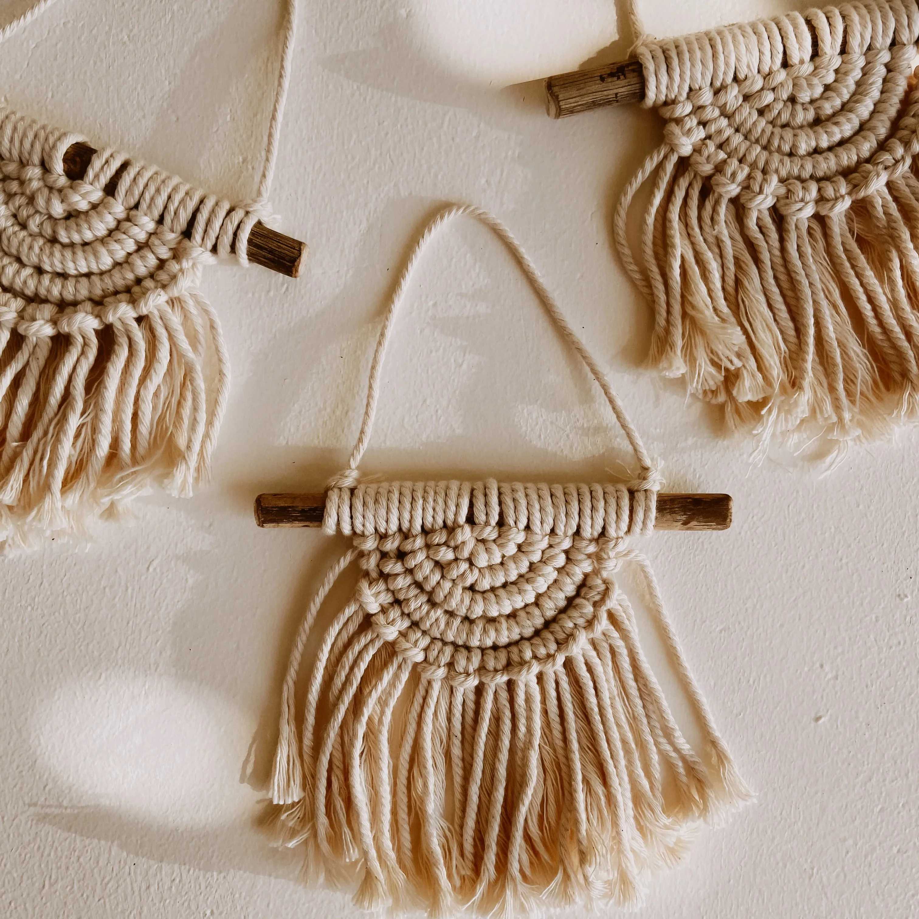 TienPhong 2024 Hanging Woven Iris Small Macrame Wall Hanging for Boho, Farmhouse & Rustic Decor