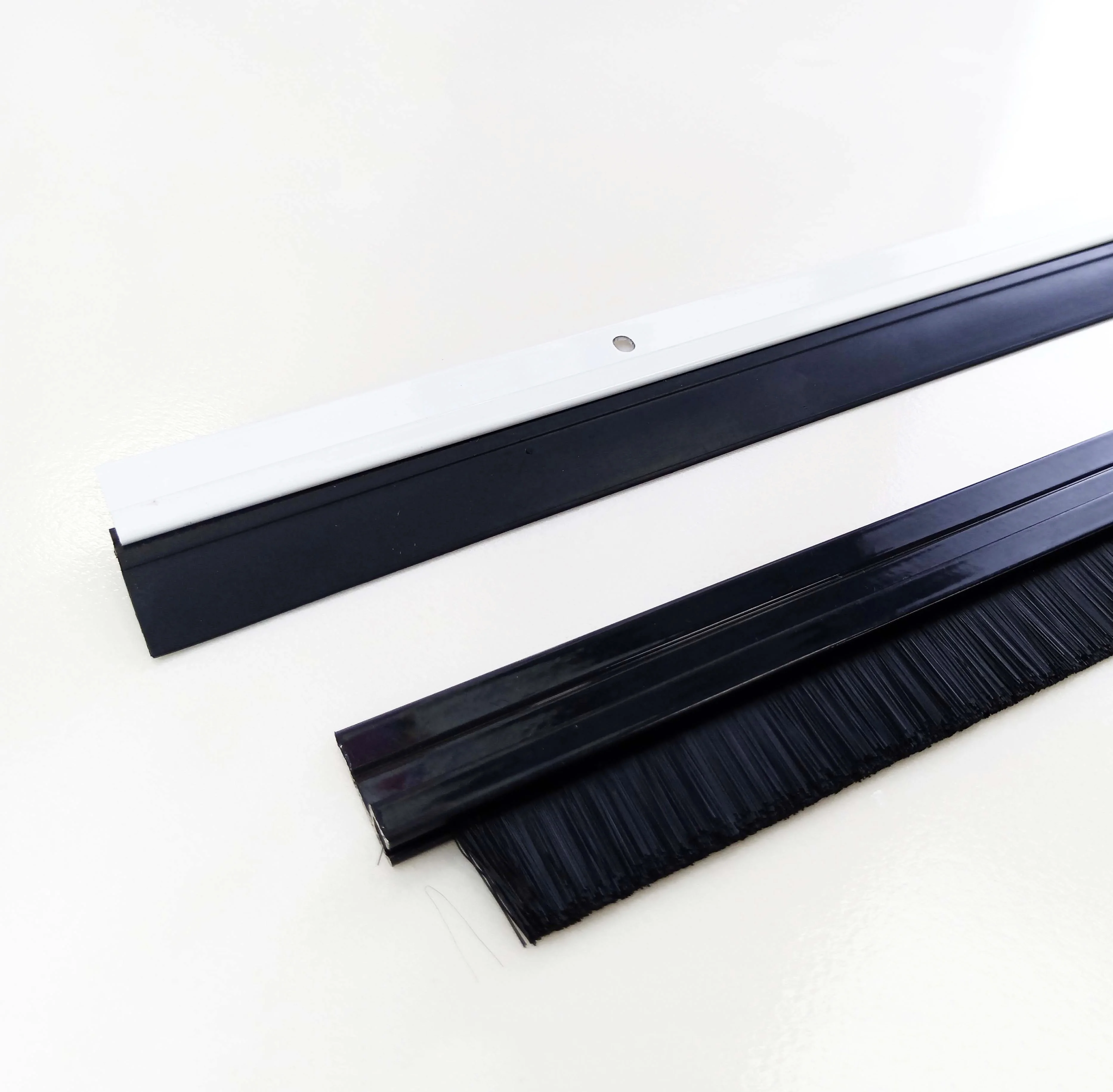 White and Black Aluminum Garage Door Seal Brush for Door Gap Anti- dust Door Bottom Brush strip