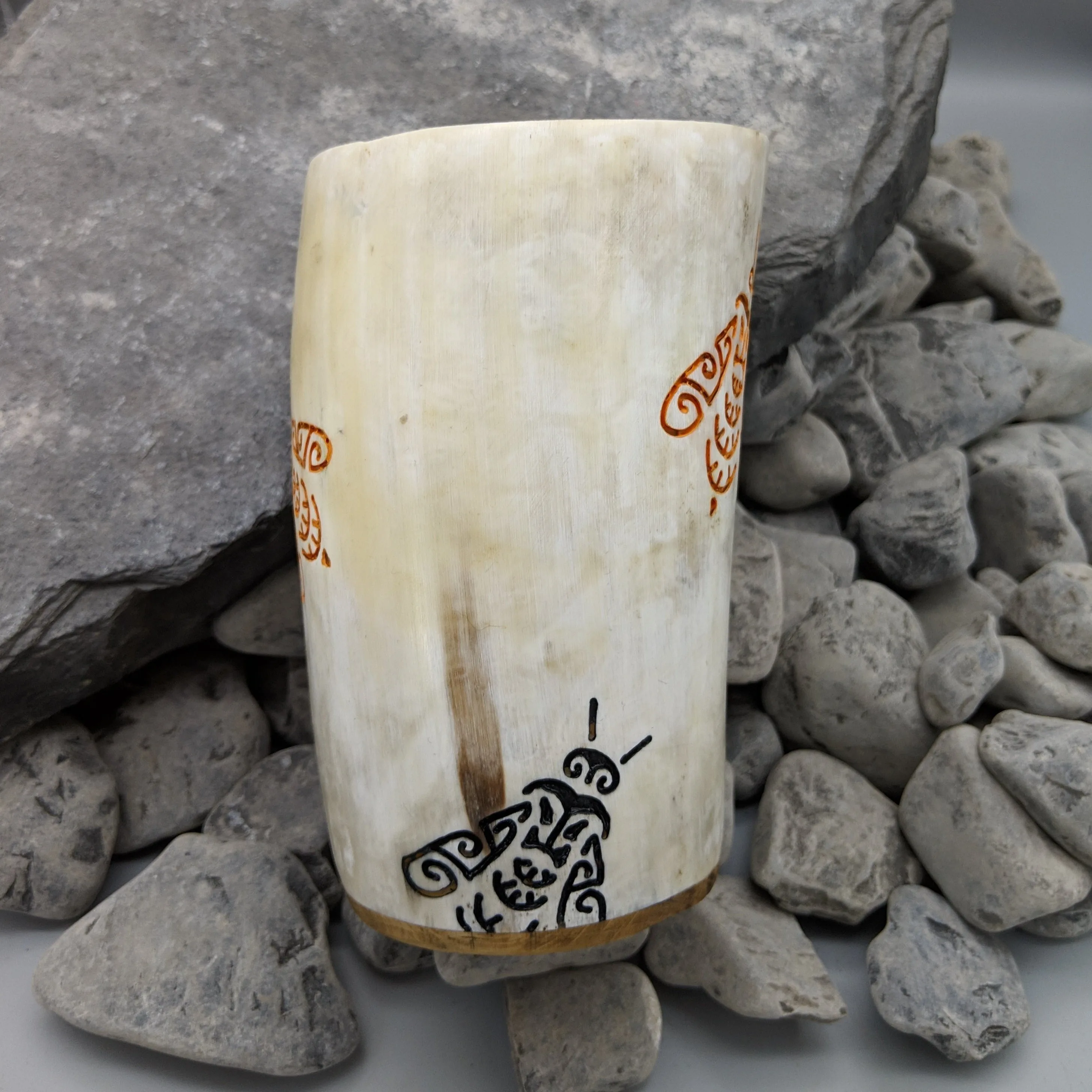 Well Natural Helm of Awe Bee Mug Viking Drinking Horn Cup & Leak free Food Save Drinking Horn Cup Used Party Drinking Horn Cup