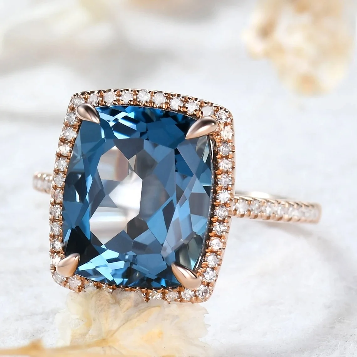 14Kt Solid Gold Ring London Blue Topaz Luxury New Design Solid Gold Fine Jewelry Rings With Real Diamonds Ring