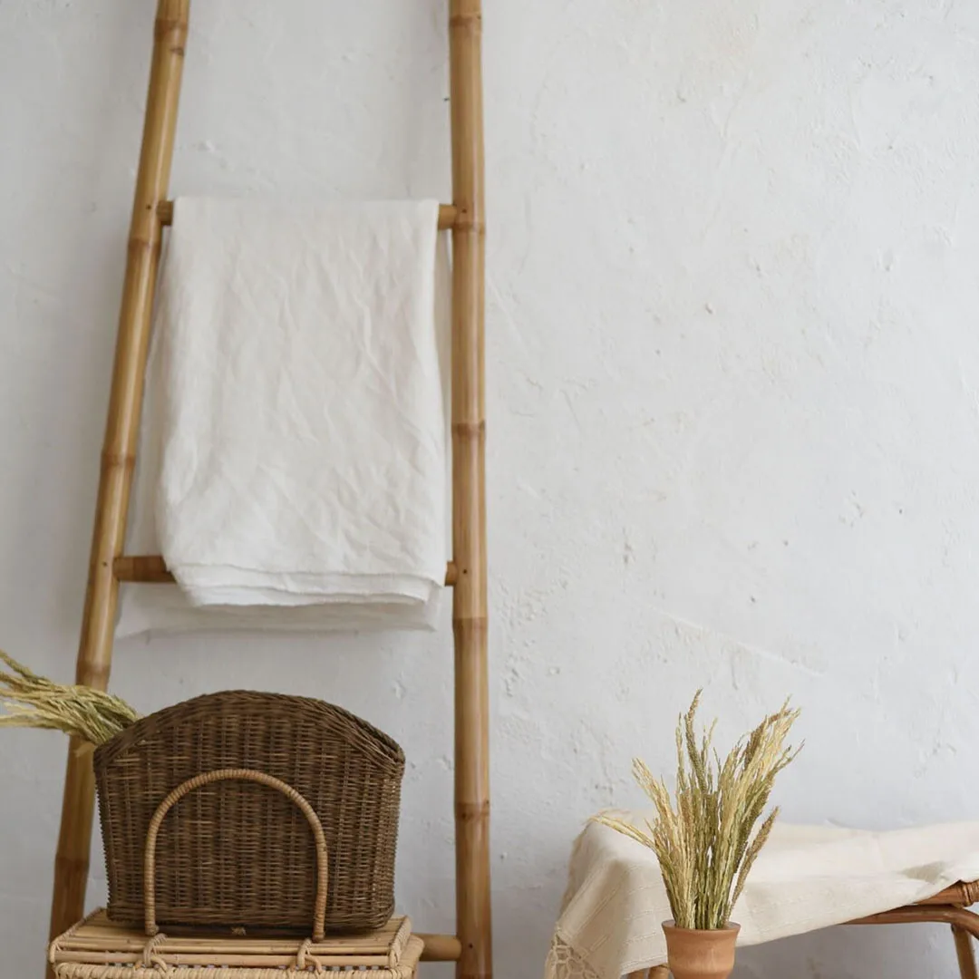 Vietnam factory price home ladder for kitchen multi-purpose ladders durable climbing decoration