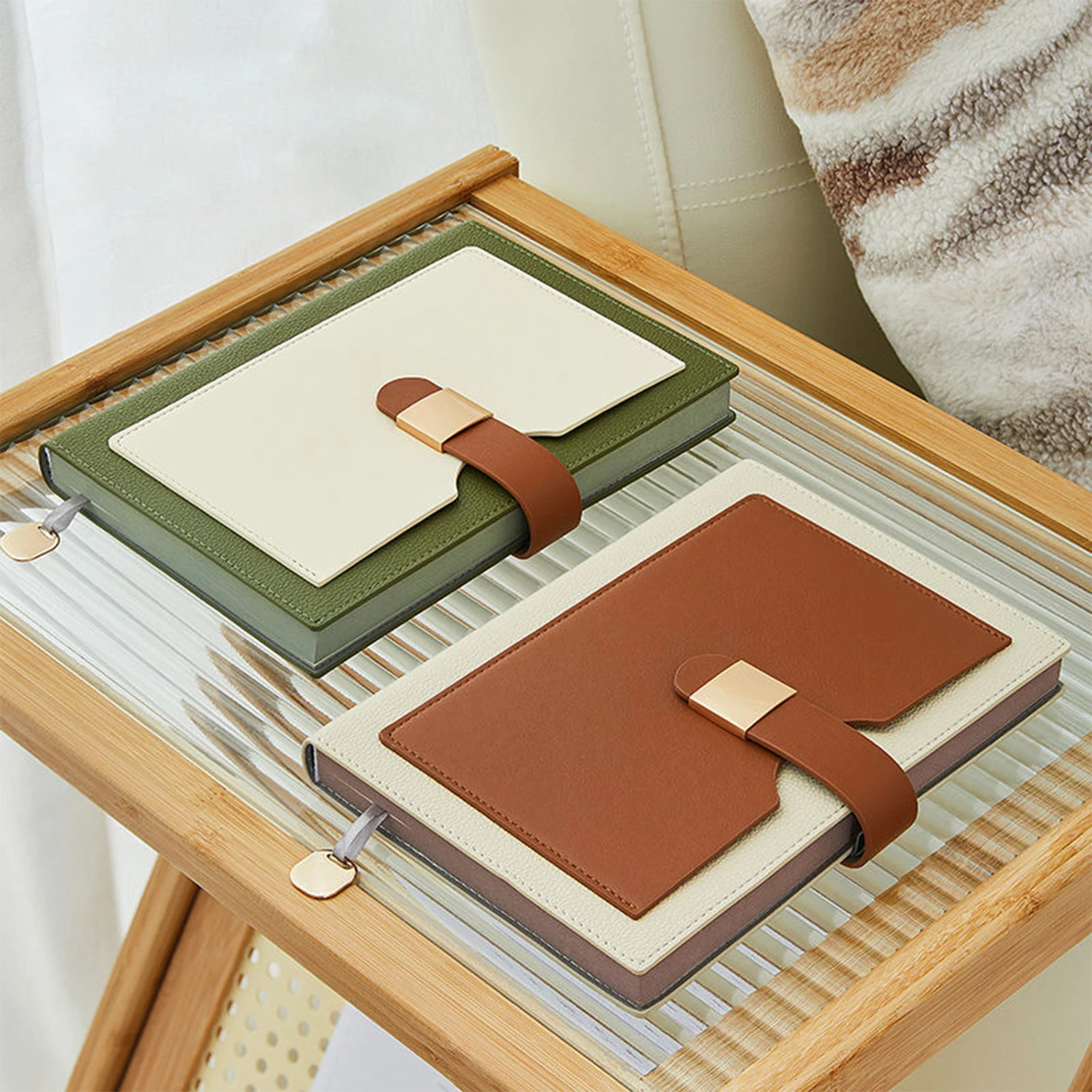 Low MOQ Wholesale 2025 Personalized Agenda Custom Logo Printing A5 A6 PU Hard Cover Planner For School Student Journal Notebook