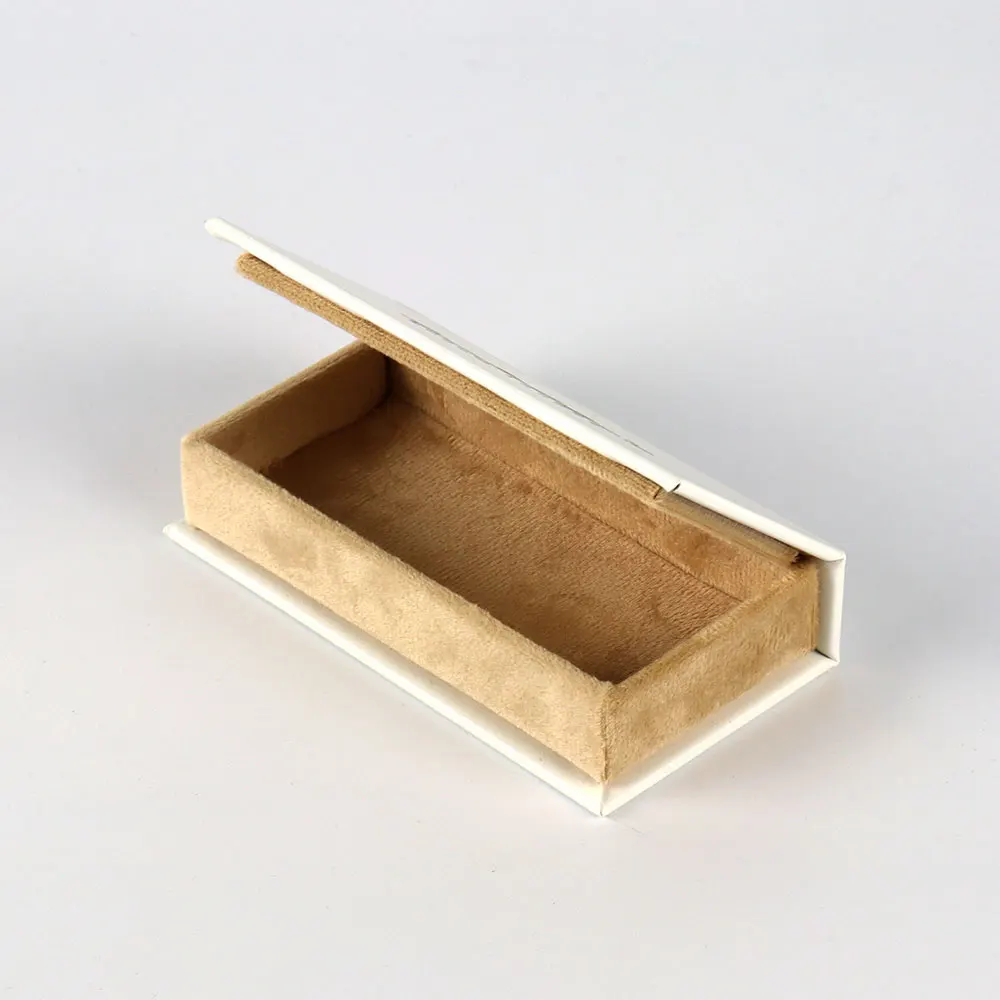 Custom eyelash packaging box luxury lash vendor faux mink eyelashes lash box furry nude magnetic eyelashes set in box