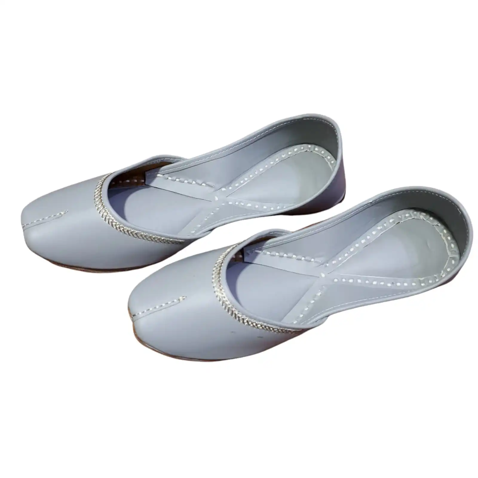 women khussa/Punjabi jutti comfortable wear women Handcrafted Ethnic Leather juti