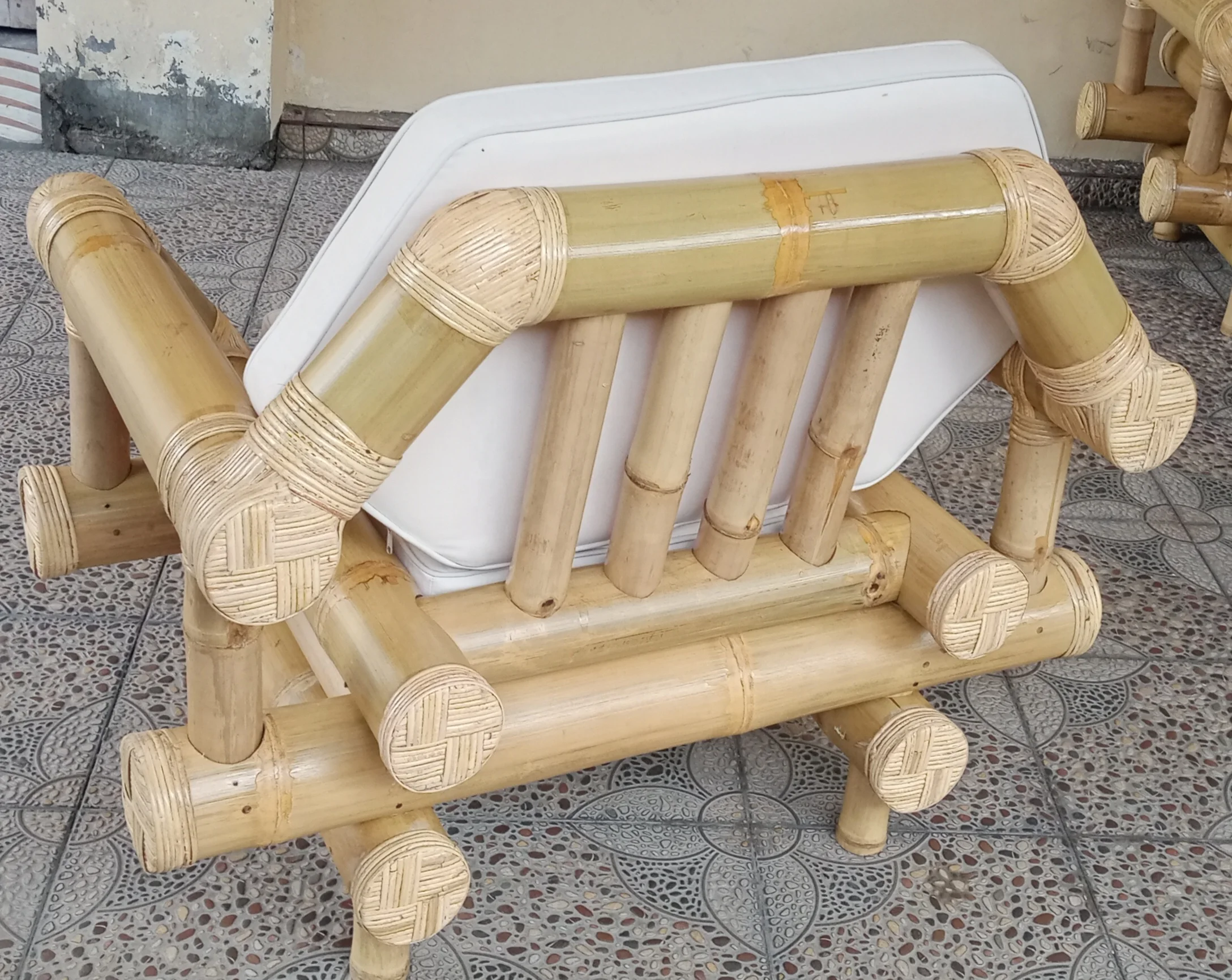 Hand Made Living Room Natural Bamboo  Sofa at low cost