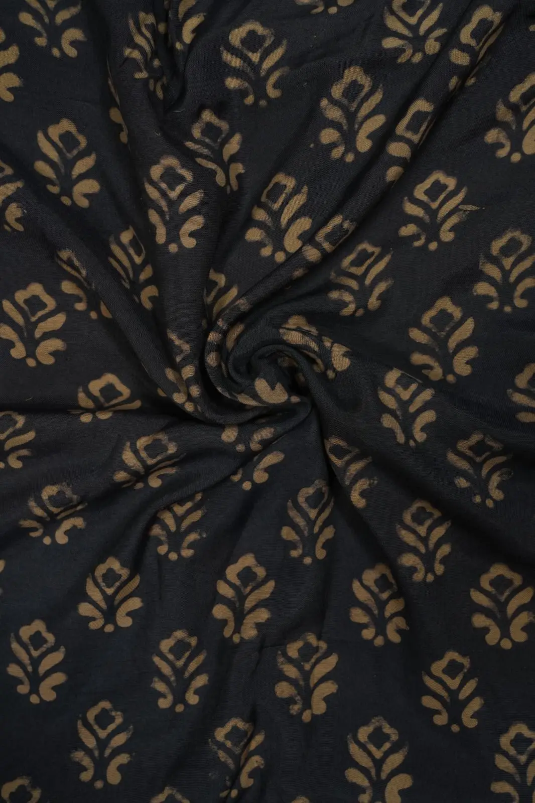 Wholesale Customized Digital Printed Polyester Fabrics Embroidery Style for Home Textile-Curtains Chair Covers Bags