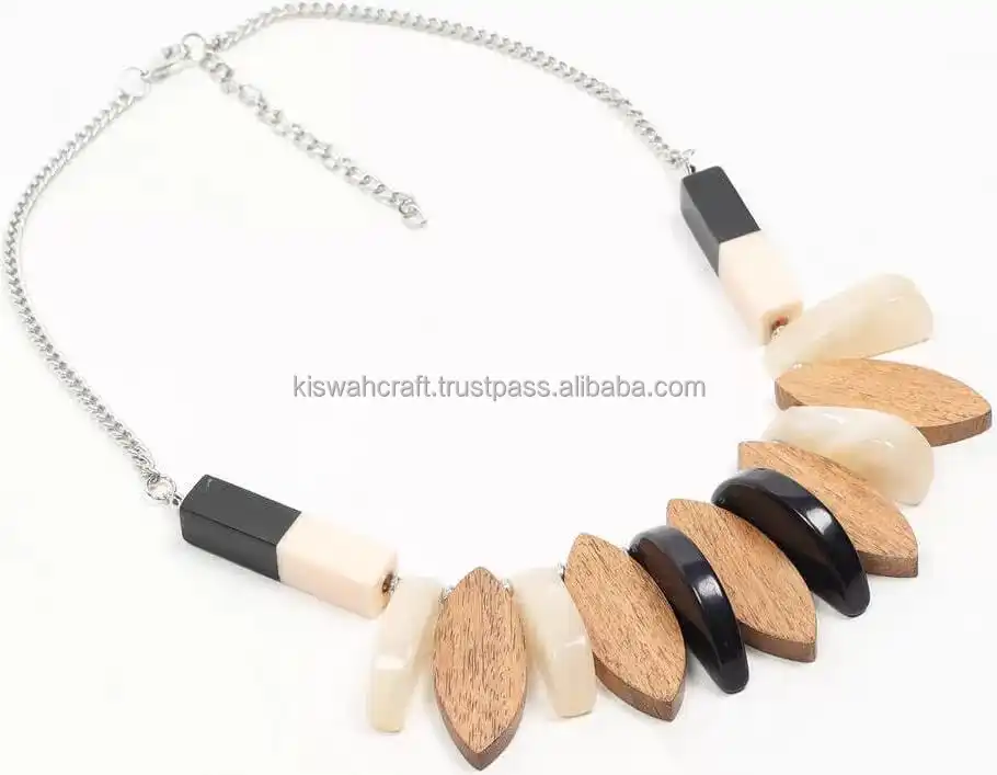 Best Selling Wooden Resin Jewelry Necklace with Diamond Stylish Red Necklace for Parties and Weddings for Gift