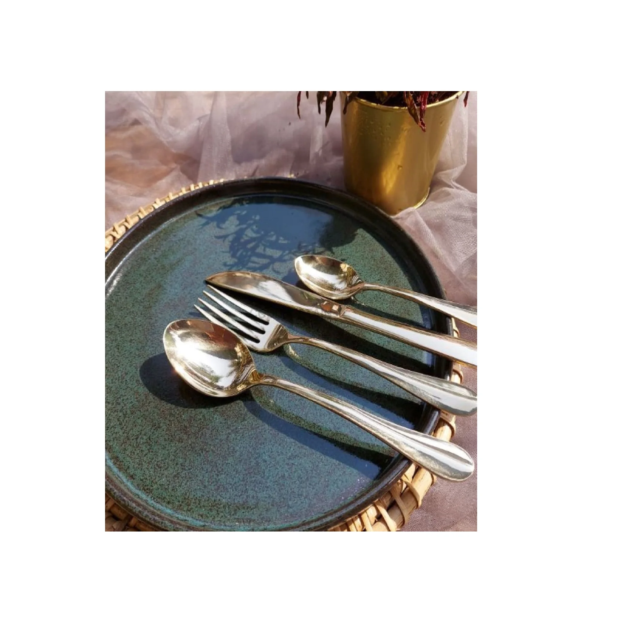Most popular designs Cutlery available fancy look mirrored steel cutlery set with cheap prices directly from wholesaler