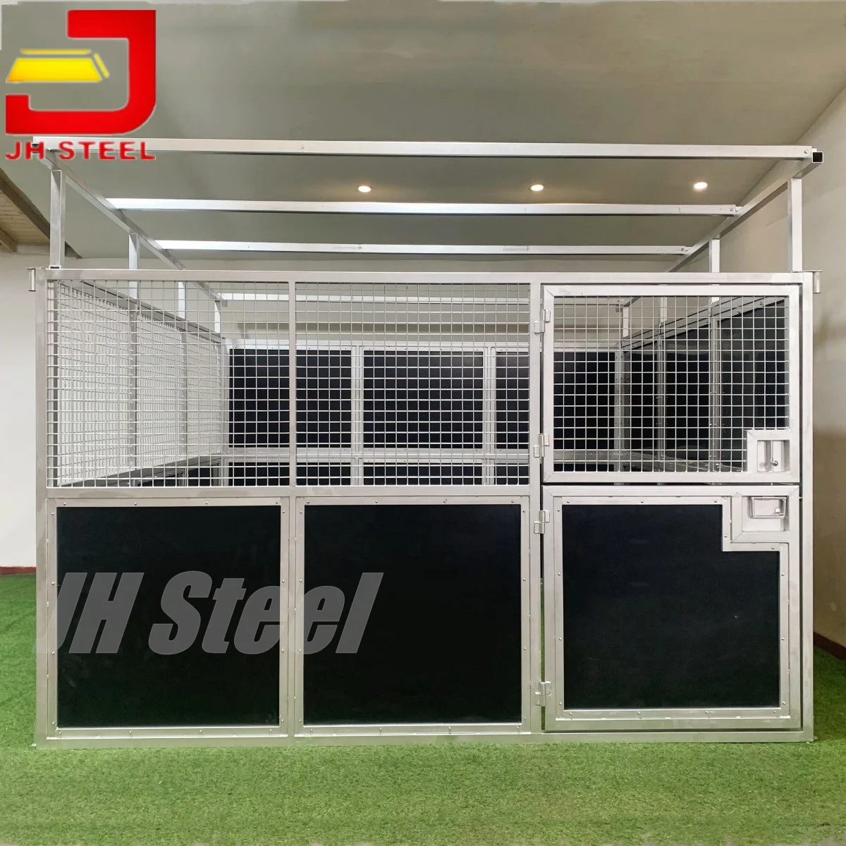 High Quality Fast Installation HDPE Infill Movable Horse Stable Panels with Sliding Door for sale
