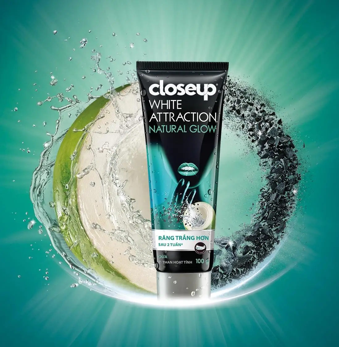 Wholesale CLOSEUP WHITE ATTRACTION GLOW toothpaste 180g with coconut & activated charcoal flavor cool