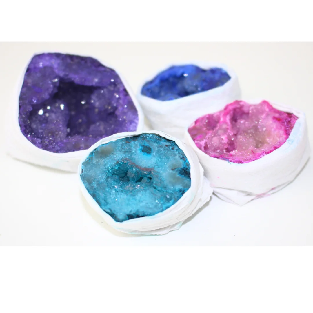 DYED QUARTZ GEODE (MOROCCO) FLAT BOX