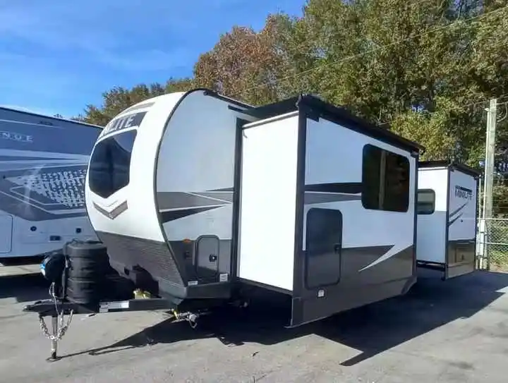 High Quality Cheap price Customizable road small camping caravan rv camper trailers for sale