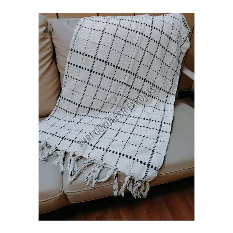 Top Manufacturer Selling High Standard Grade 100% Cotton Made Custom Size Handmade Super Soft Throws Blankets