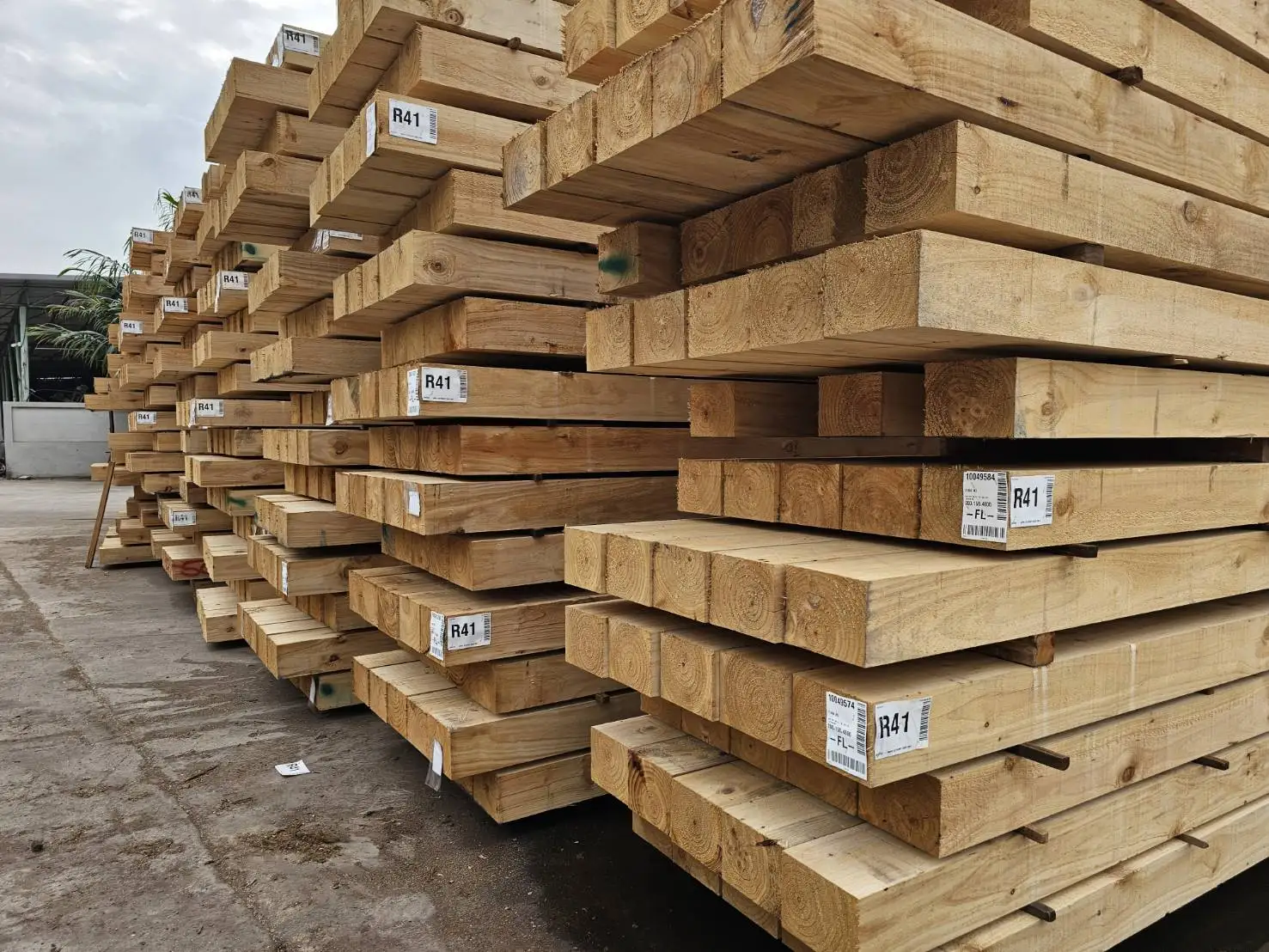 Кедр/Дуглас/сосна 2x4x10 деревянный многоцелевой дом декоративная деревянная конструкция Таиланд
