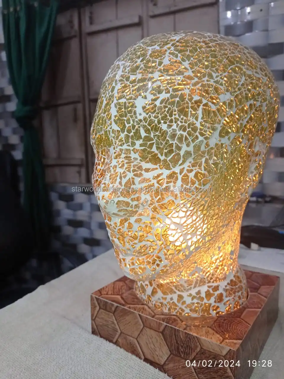 Man face quality mosaic glass table lamp Colorful Moroccan Bedside Stained Glass Lamp Turkish Swan Neck Mosaic Table Lamp