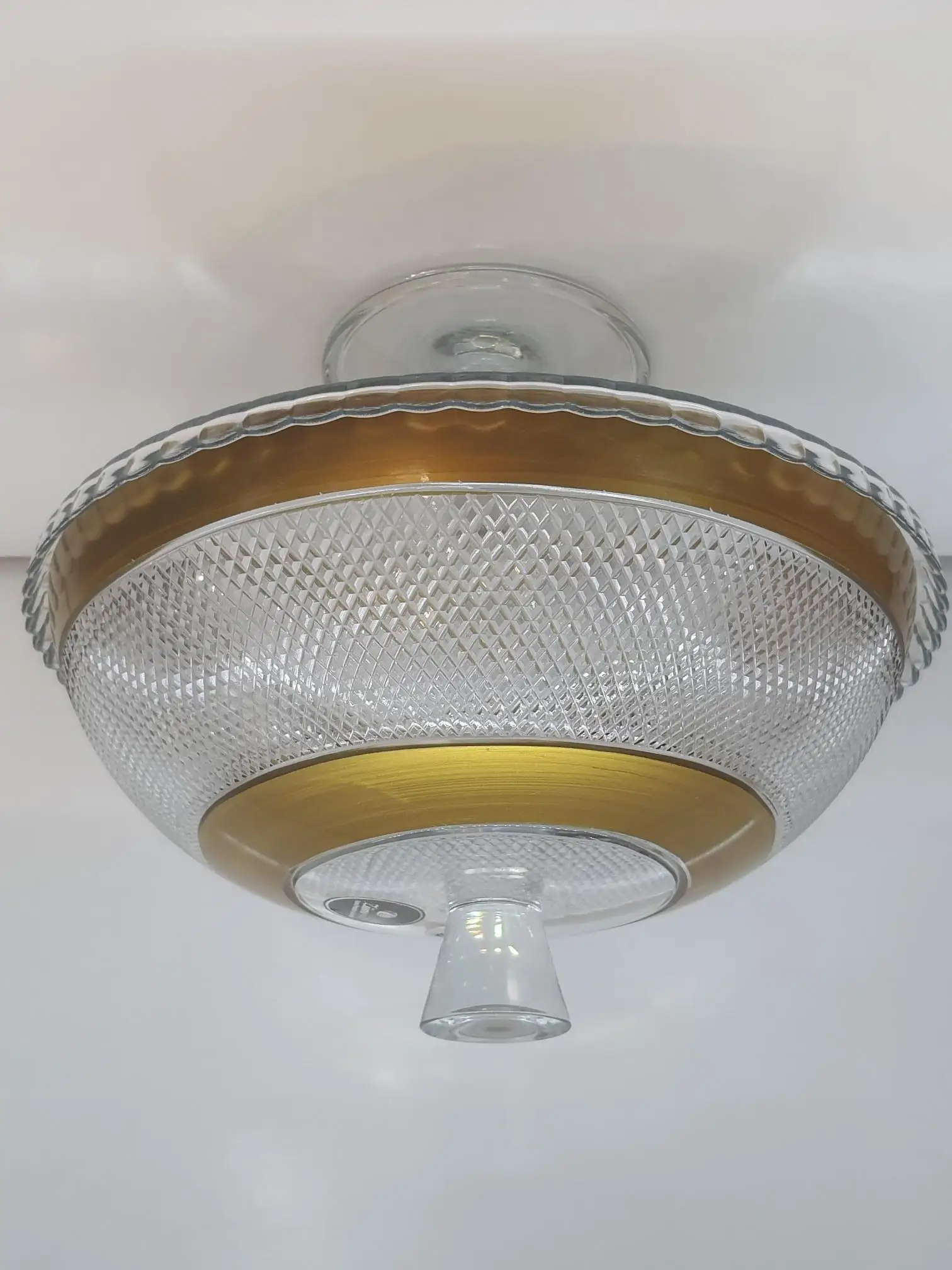 quality Cake Serving Plate with Glass Cover Wholesale Cake Stand Charger Plates Set for Wedding Birthday Customs Tableware 2024