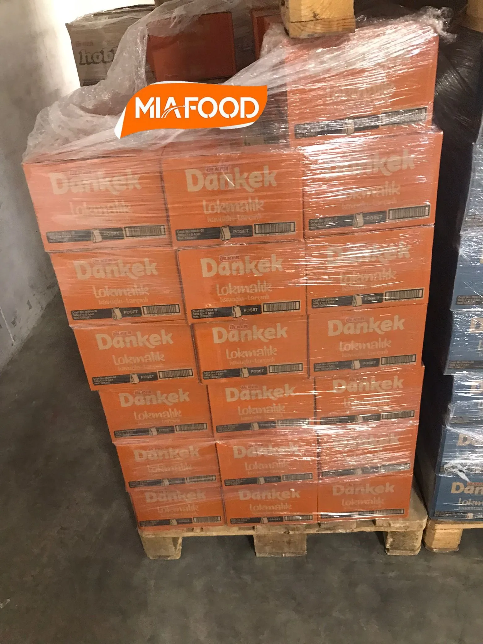 Ulker Dankek Roll Cake With Chocolate 235 gr x 8 All The Time Fresh Stock and New Date From Turkey