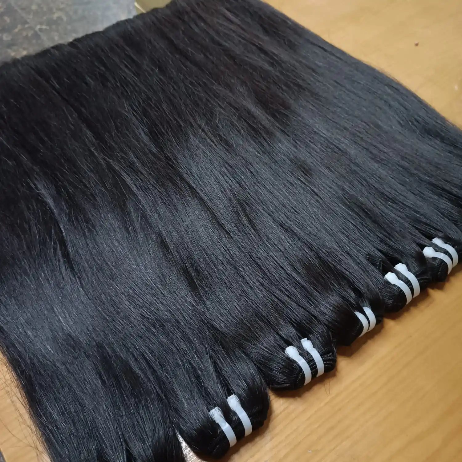 2024 Vietnamese Raw Bonestraight Weft Hair 100% Human Hair Shiny Smooth Silky 8 to 32 Inches Long