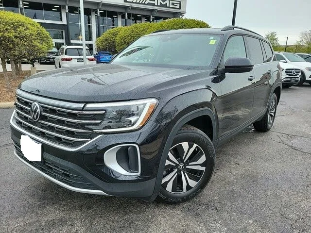 2024 Volkswagen Atlas SE 4Motion AWD SUV аккуратно используется с настраиваемыми кожаными сиденьями и шинами R18 бензиновые готовы к продаже