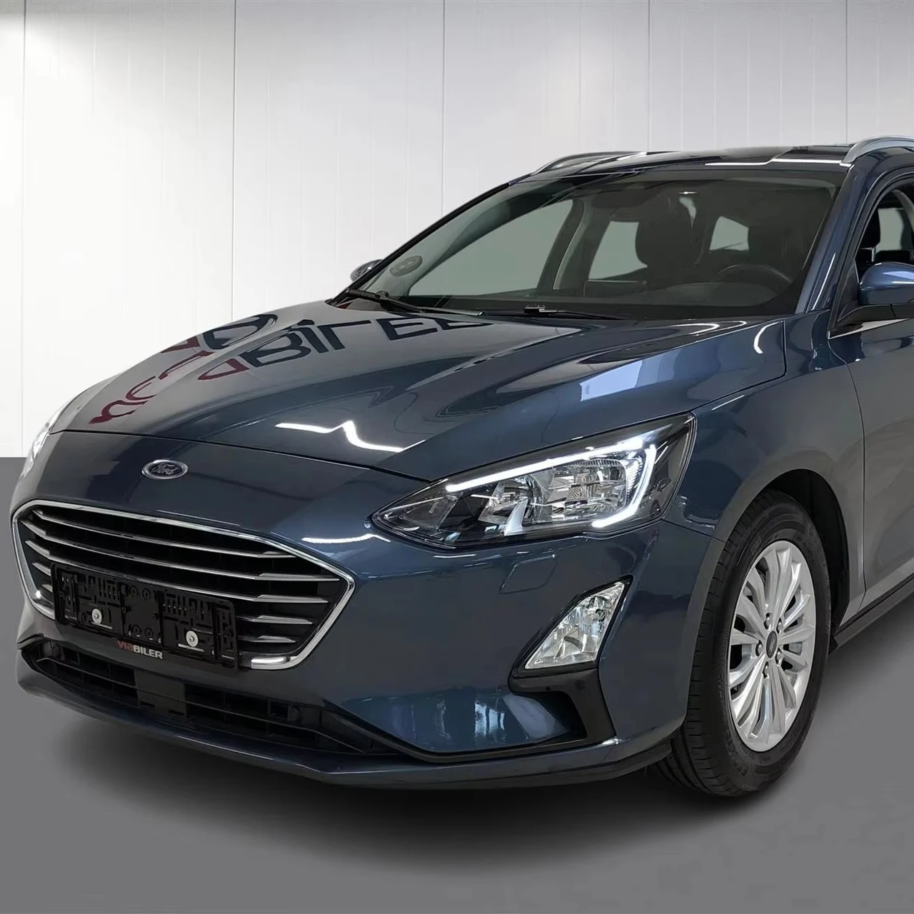 Best offer  Focus 1.0  Hybrid mHEV 155 Titanium 5dr Right Hand Drive 8L Turbo Engine Leather Seats Petrol Gas Light