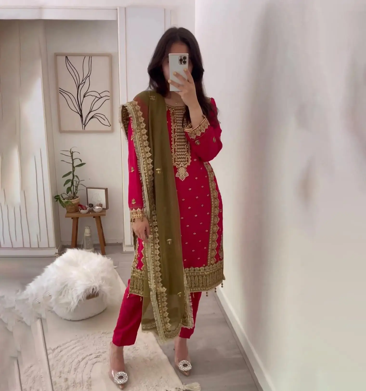 Hot Selling Salwar Kameez Party Wear Look Top Dupatta and Fully Stitched Bottom Buy Partywear Kurti From Surat for Women