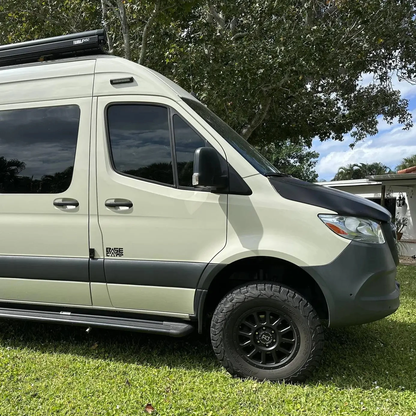 Аукцион продаж 2021 Mercedes-Benzs Sprinter 2500 4x4