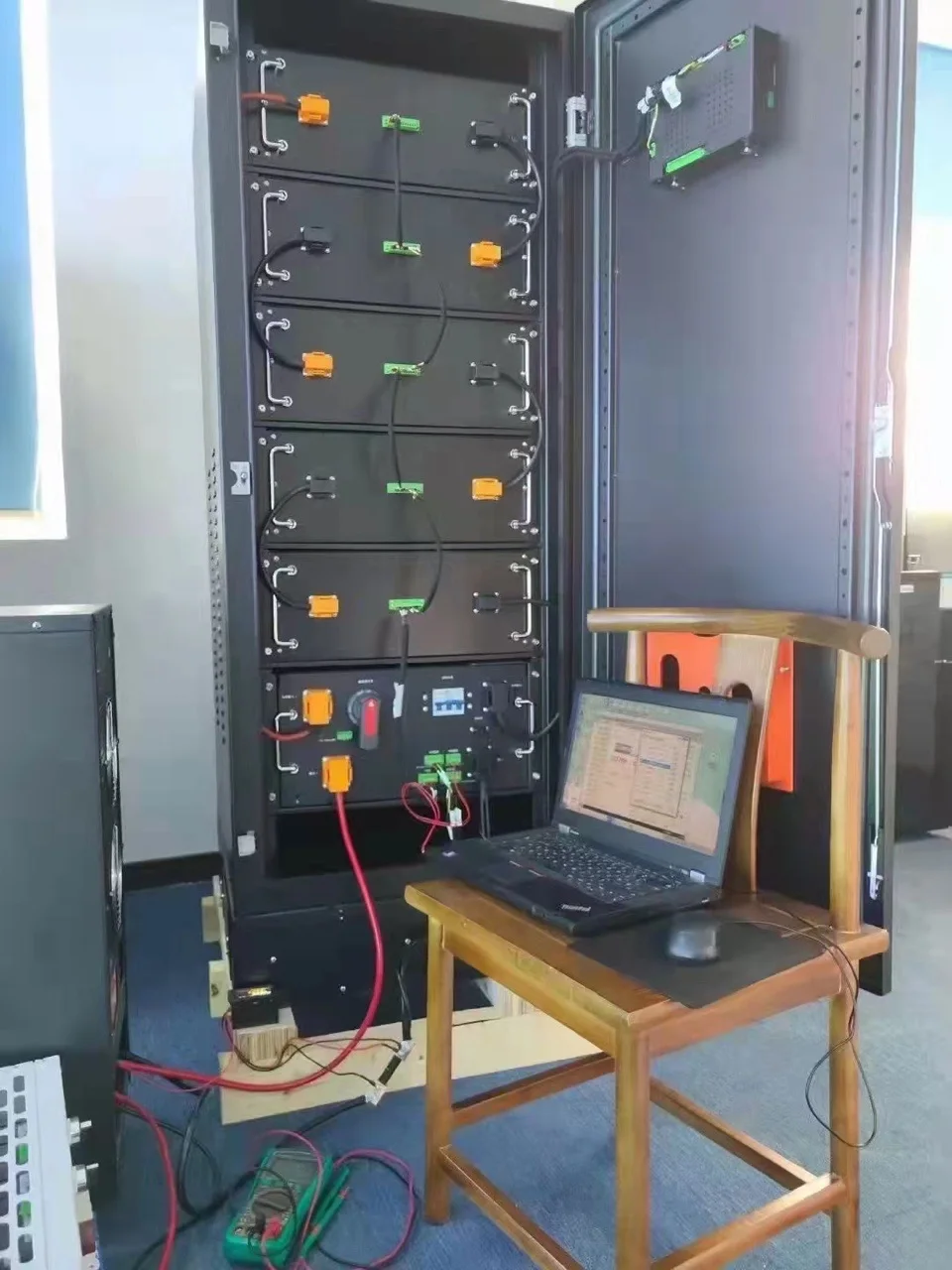 Dawnice Customized Inverter Rack Cabinet 48V 10kwh 20kwh lifepo4 50 kwh Lithium Li Ion Battery Module for Home