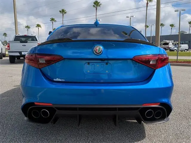 Бывший в употреблении автомобиль 2018 AL FA ROMEO GIULIA четырехлистная LHD