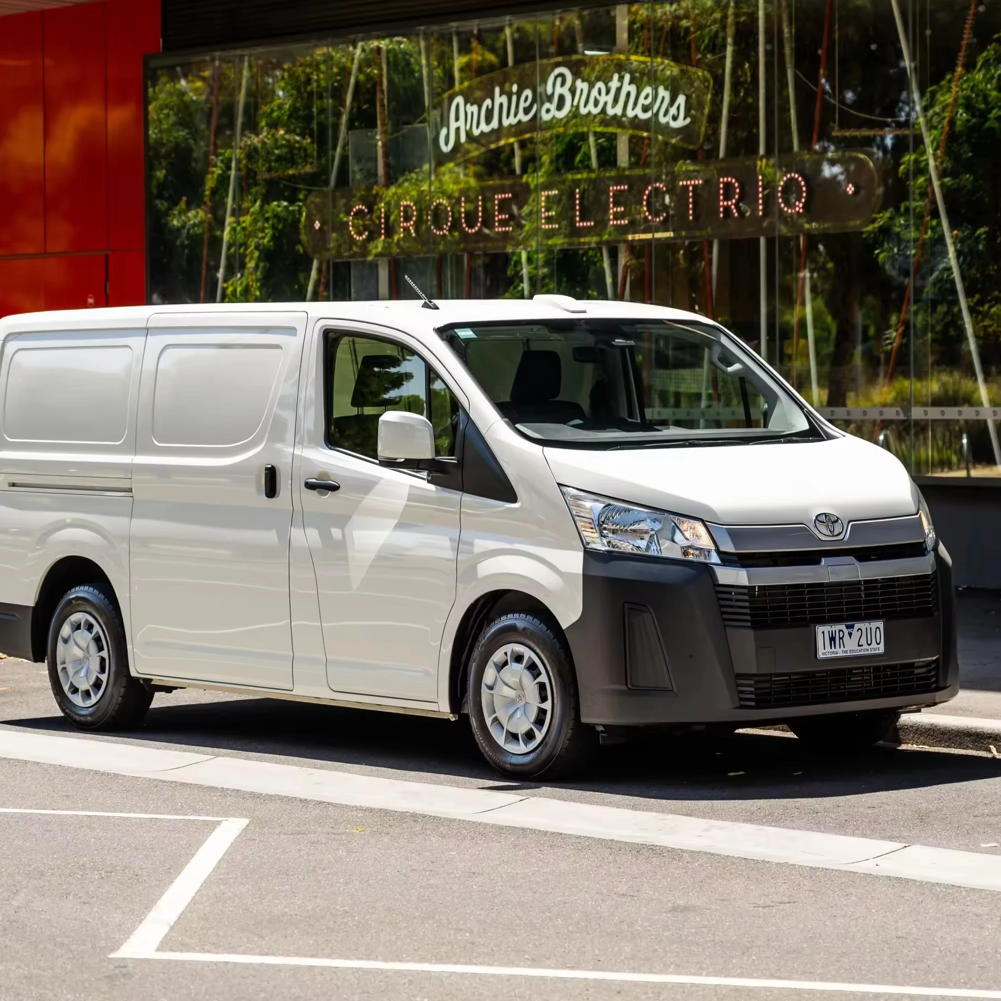 2023 Toyota HiAce Aspire бензиновая/газовая ручная передача тканевые сиденья круиз-контроль размер шин FWD R21