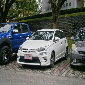5-door hatchbacks -4-door sedans with Front-engine-front-wheel-drive Used Toyota Yaris (XP150)/Toyota Vios for sale