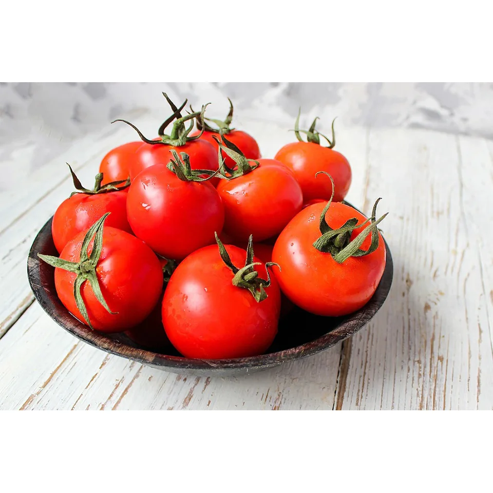 Fresh Tomato with Natural red / Best quality for wholesale / Quick response and cheap price ready to ship from Vietnam