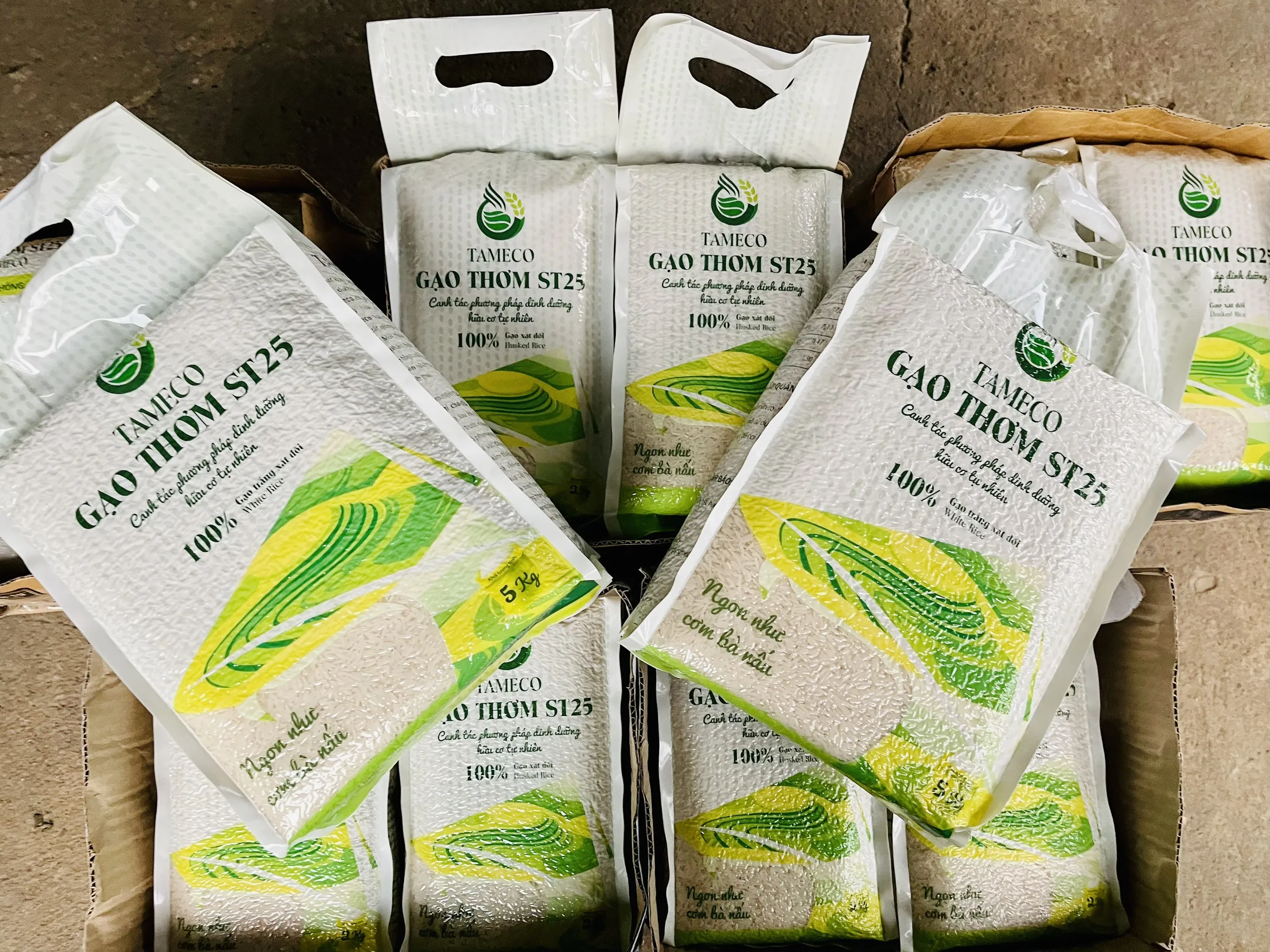 Type weight color new crop long all season grain 5kg package bag organic rice ST25 White Rice from Vietnam