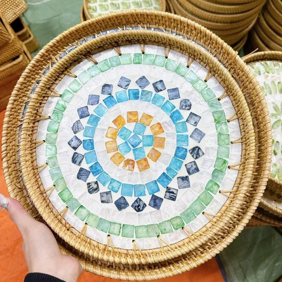 Set of 2 Economical Round Trays with inlay Mother of Pearl with different patterns