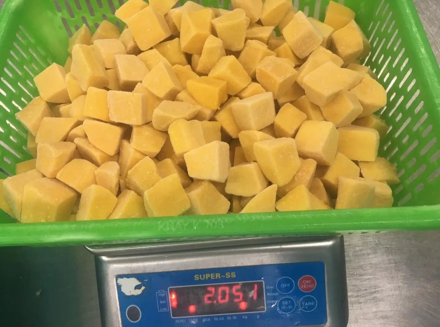 HIGH QUALITY FROZEN KAEW MANGO IN SEASON BULK QUANTITY BEST SELLING PRODUCT FROM VIETNAM MANUFACTURER