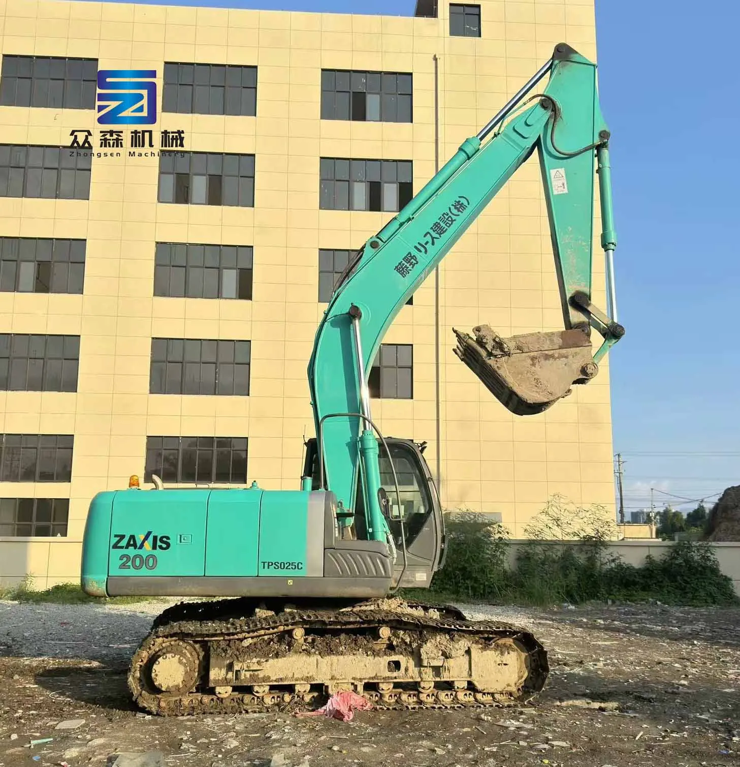Оригинальный японский экскаватор Hitachi 200-3 с электрическим дроссельным заслонкой мощная мощность Wenzhou Китай продажа подержанных продуктов