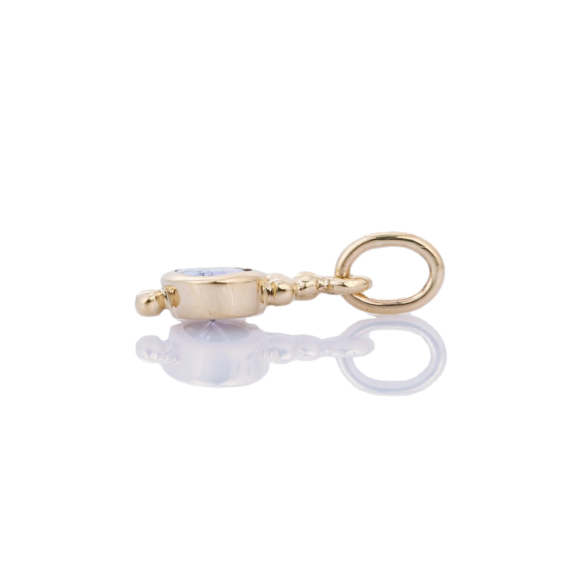 Best Selling Product Natural Tanzanite Oval Gemstone Pendant 14K Solid Yellow Gold Charm Pendant Minimalist Jewelry