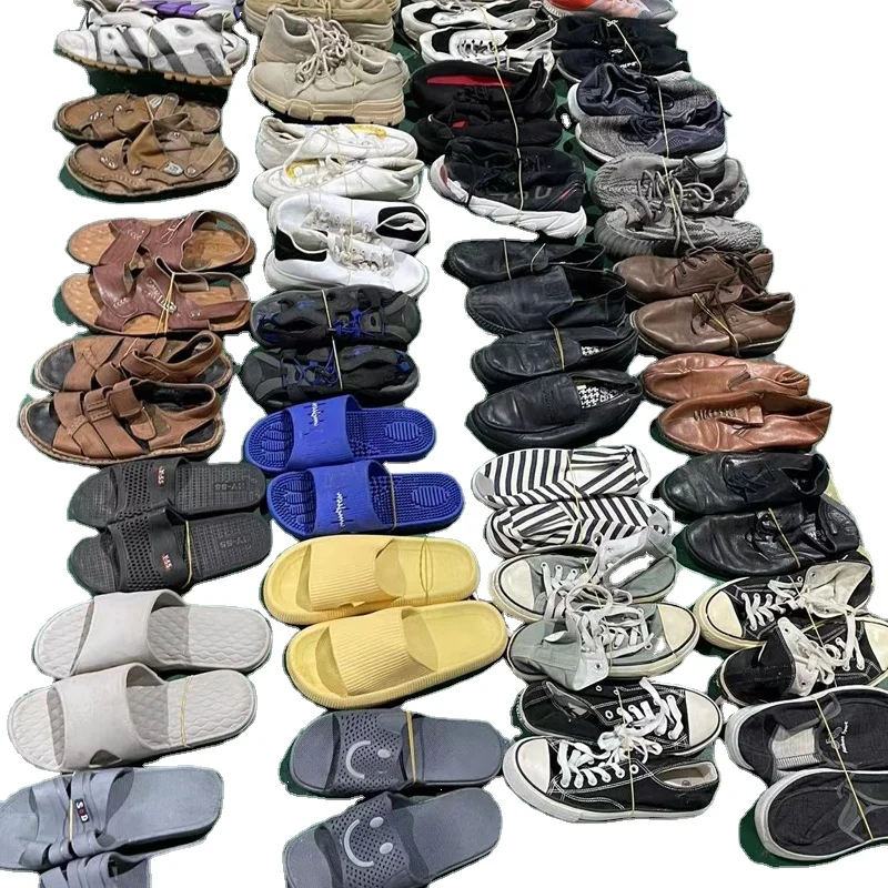 2023 China Factory New Design Men Sports Shoes Male Rolling Used Shoes Cheap Price Sneakers Stock