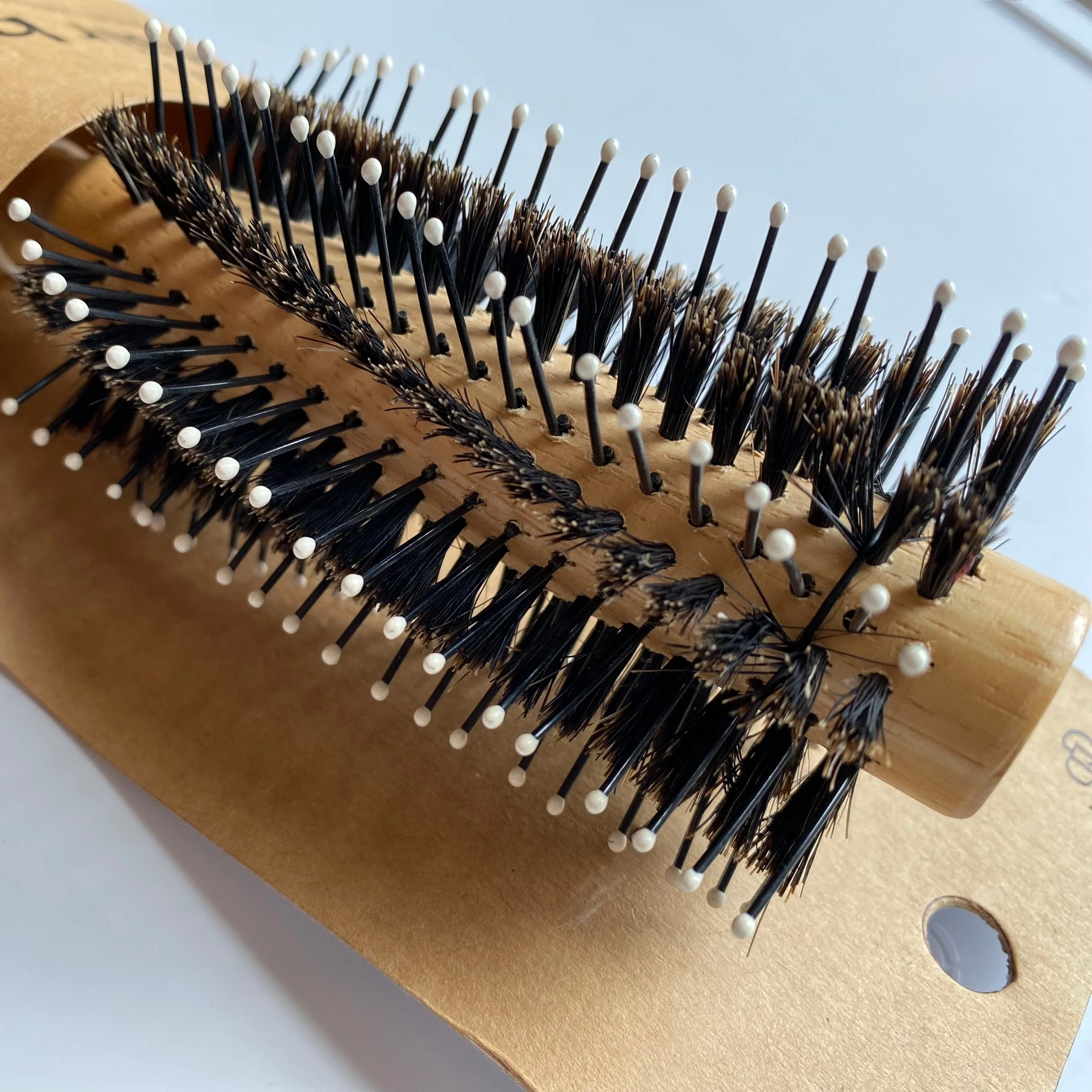 Factory price Eco-friendly Bamboo Paddle Pig  Bristle Brush Scalp Massage Hair Brush Trendy Detangle Brush For Hair