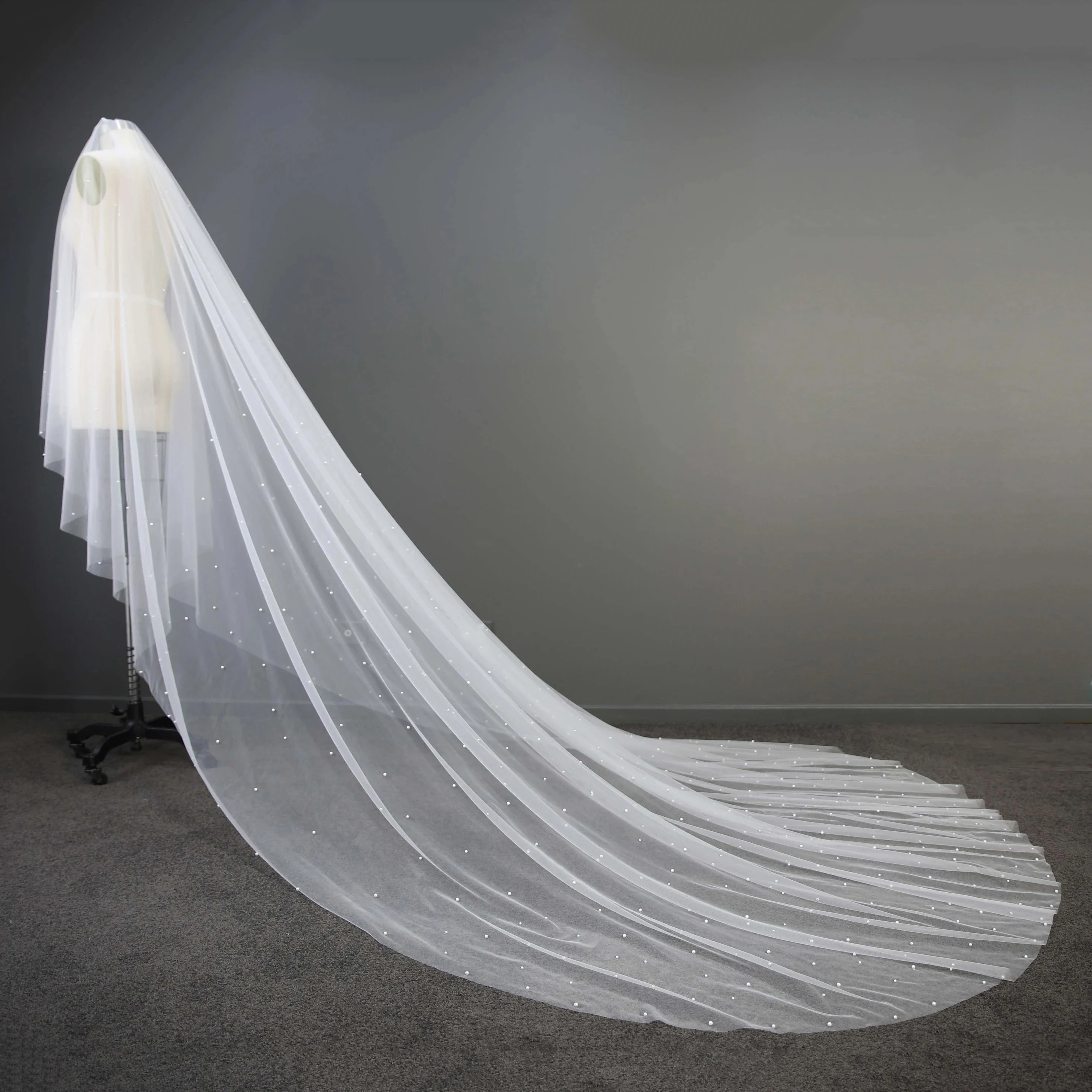 Вуаль ручной работы с мелким жемчугом, элегантная Соборная вуаль из Мягкого Тюля, идеально подходит для невесты
