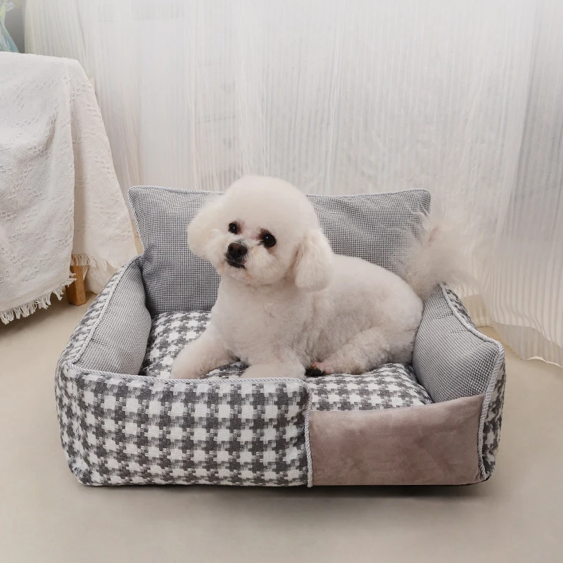 Popular in Amazon washable popular plaid cat sleeping bed dog sofa bed dog couch bed for pets