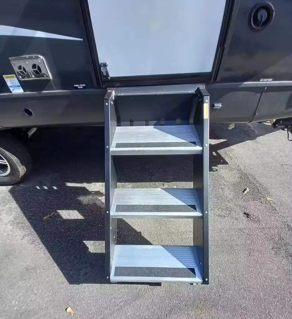 2024 Newest vehicle style motor home camper mini lightweight camper caravan for sale